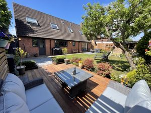 Photo 18- click for photo gallery